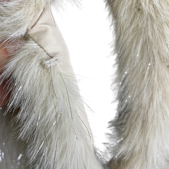 Dylan Women's Vest Sleeveless Coat Gold Silver Luxury Faux Fur Open Front S - Picture 4 of 8